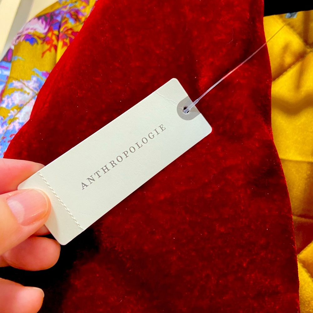 Beautiful Quilted Robe by Anthropologie. Brand new w/tags; Size M/L